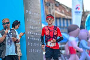 BIB: 4118
                            <button type="button" onclick="openModal(24883180)" class="btn btn-primary btn-sm float-right btn-popup" data-toggle="modal" data-target=".modal-high-quality">
                        <i class="fas fa-shopping-cart"></i> Add to Cart
                    </button>
                                            <button type="button" onclick="isThisMe(24883180, true)" class="btn btn-success btn-sm float-right btn-popup btn-isme hidden" data-toggle="tooltip" data-placement="bottom" title="นี่คือรูปของคุณใช่ไหม คลิกที่นี่เพื่อเอาเข้าอัลบั้ม">
                        <i class="fas fa-plus"></i> Add to album
                    </button>
                    <button type="button" onclick="isThisMe(24883180, false)" class="btn btn-warning btn-sm float-right btn-popup btn-isnotme hidden">
                        <i class="fas fa-ban"></i> Remove from album
                    </button>